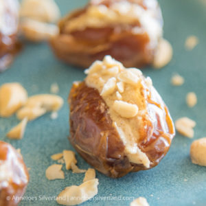 Cashew Vanilla Dates