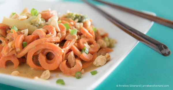 Carrot Spirals with Peanut Sauce